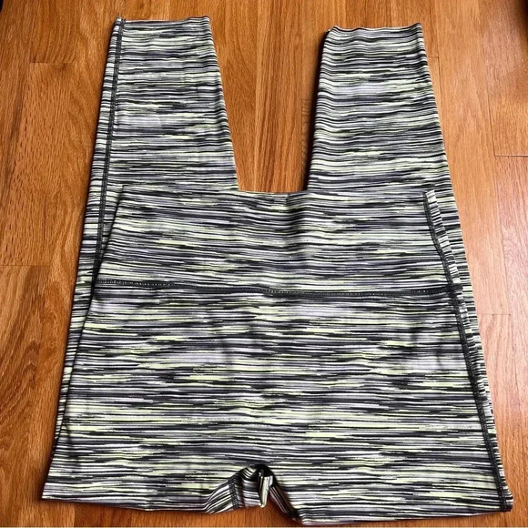 aerie Pants - 👟2/$20👟AERIE Chill Play Move 7/8 Leggings Spacedye Green/Gray XL
